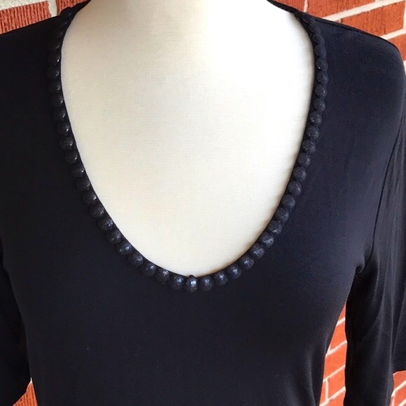 Tahari Elbow Length Shirt - Picture 2 of 11